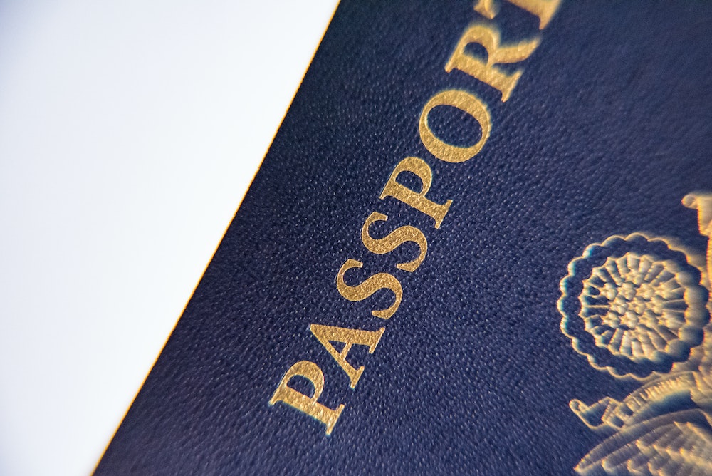 La demande de naturalisation face au droit du commerce international
