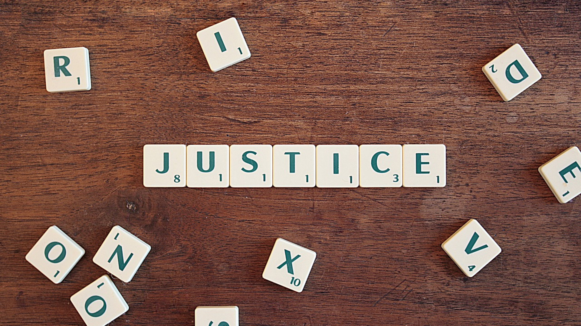 Zoom sur le métier de commissaire de justice : critères de recherche...