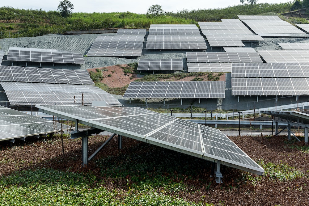 Tout savoir sur les autorisations pour installer des panneaux solaires: un guide complet