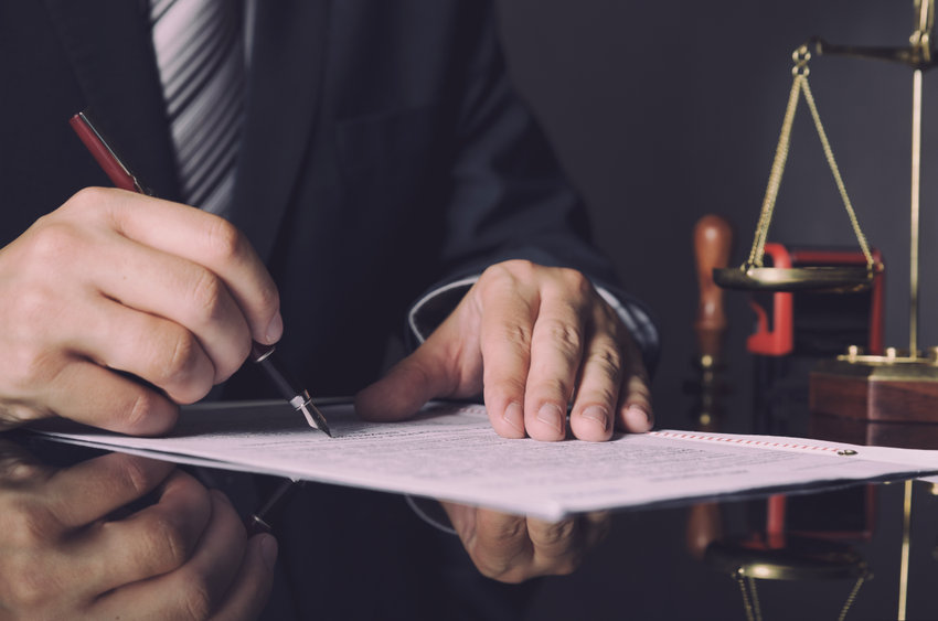 Comment le constat d’un commissaire de justice peut-il renforcer votre preuve de préjudice ?