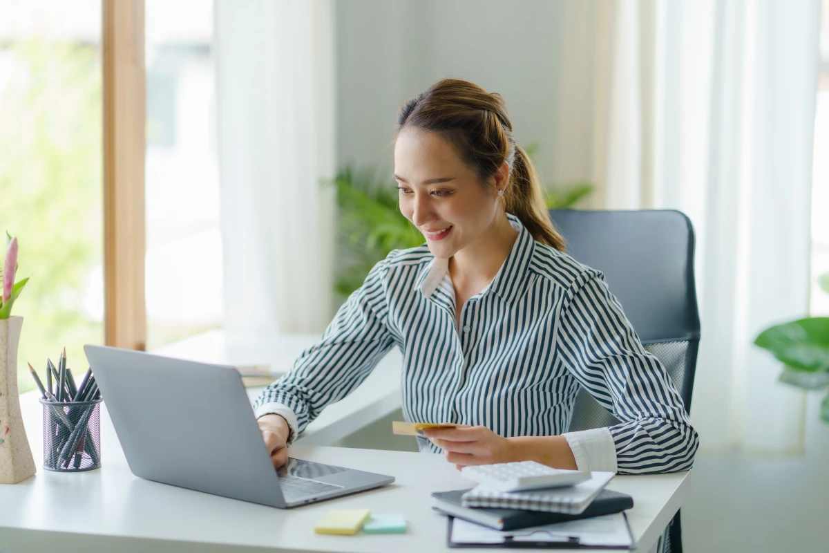 Protégez-vous efficacement lors de vos achats en ligne : Guide juridique complet